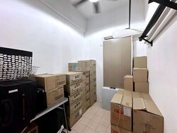 Seletaris (D27), Condominium #623481221